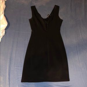 Deep V neck LBD